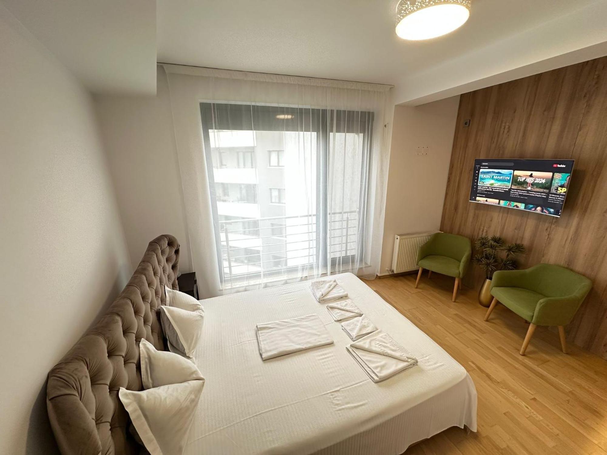 Centru Unirii Luxury Vip Palmier Apartament 2 Camere Cu Terasa Exterioara Amenajata ! Parcare Subterana Privata Climatizata Si Supravegheata Video Dar Doar Cu Rezervare In Limita Locurilor Disponibile !Proprietate In Regim Hoteliep - Nu Are Bucatarie Bucareste Exterior foto